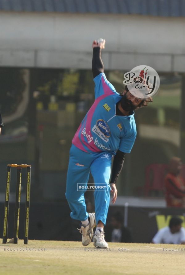 Bobby Deol was snapped bowling during Mumbai Heroes Vs Kerala Strikers Match