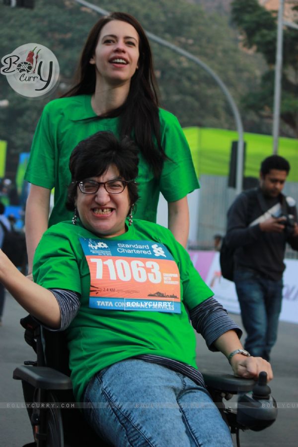 Kalki Koechlin with Malini Chib Standard Chartered Mumbai Marathon 2015