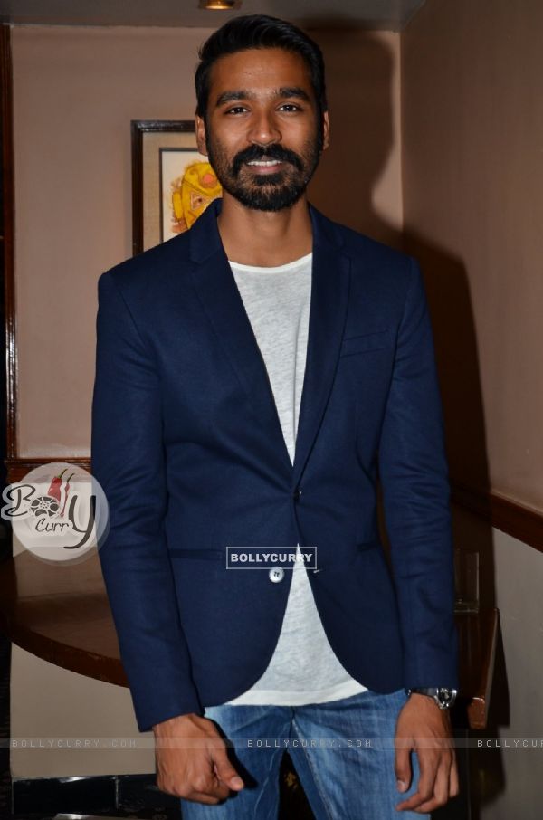 Dhanush at the Promotions of Shamitabh (353146)
