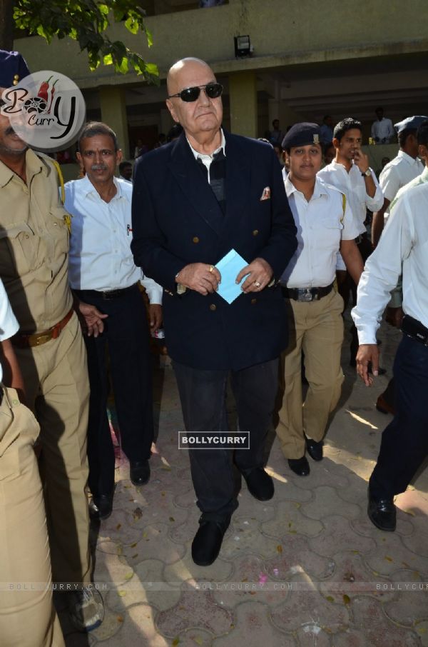 Prem Chopra was snapped at Mumbai University