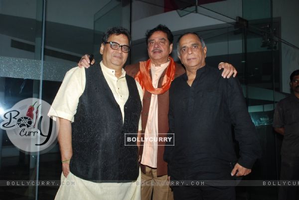 Subhash Ghai poses with Shatrughan Sinha at his Birthday Bash
