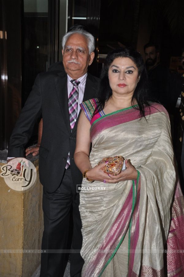 Ramesh Sippy was seen with wife Kiran Juneja at the 60th Britannia Filmfare Awards