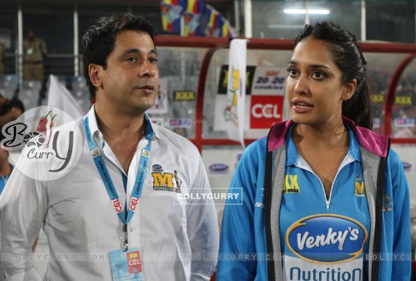 Lisa Haydon was snapped at the CCL Match Between Mumbai Heroes and Telugu Warriors