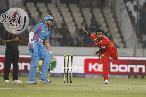 Sachin Joshi was snapped bowling at CCL Match Between Mumbai Heroes and Telugu Warriors