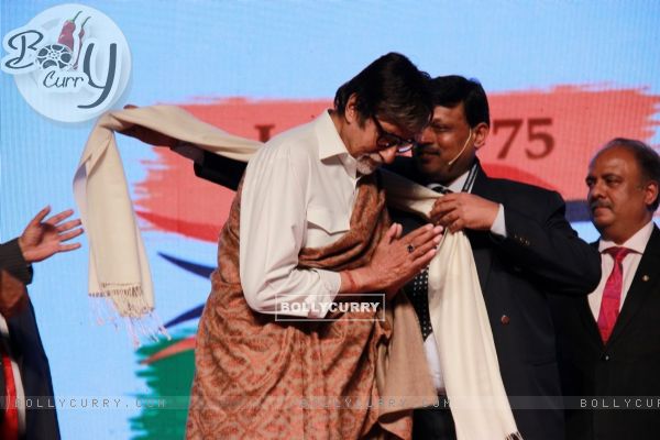 Amitabh Bachchan was felicitated at Discon District Conference