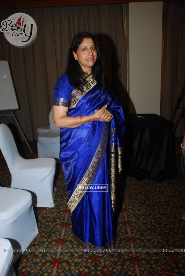 Kavita Krishnamurthy poses for the media at Radio Mirchi Awards Jury Meet