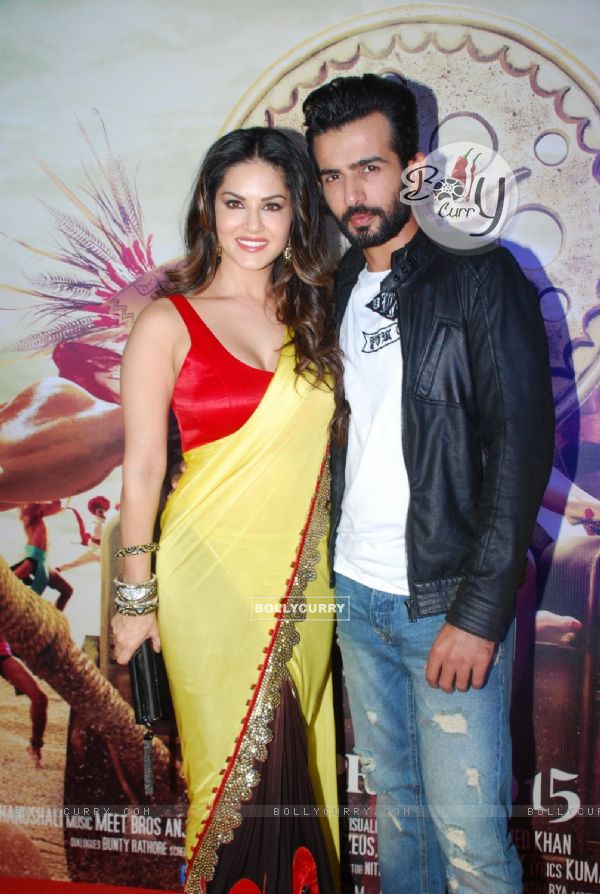 Sunny Leone and Jay Bhanushali pose for the media at the Trailer Launch of Leela (355134)