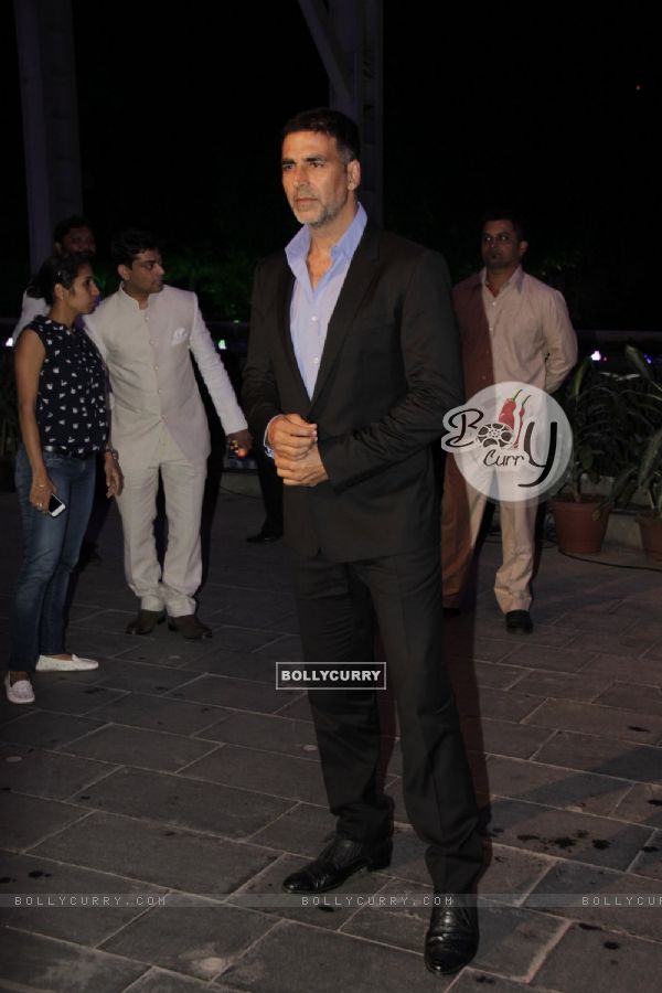 Akshay Kumar was at Smita Thackerey's Son's Wedding Reception