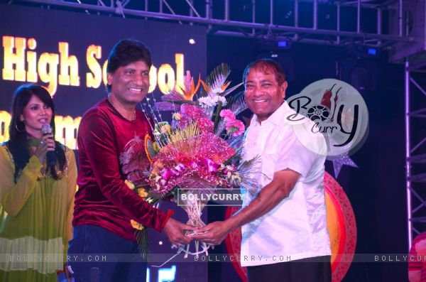 Raju Shrivastav was felicitated at the Annual Day of Children's Welfare Centre High School
