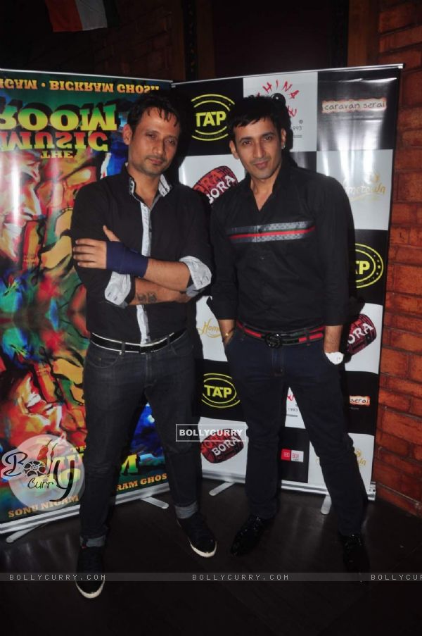 Meet Brothers pose for the media at Sonu Nigam and Bickram Ghosh's Album Launch