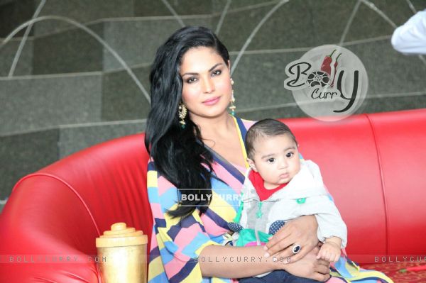 Veena Malik with her son at her Birthday Celebration
