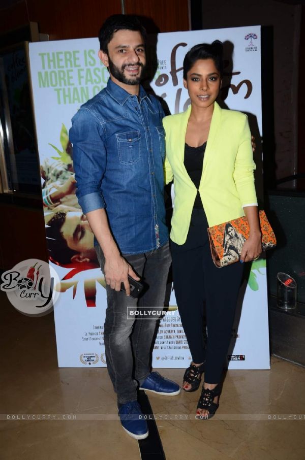Sugandha Garg and Arjun Mathur pose for the media at the Premier of Coffee Bloom (358160)