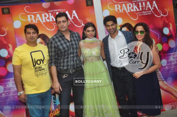 Team poses for the media at the Trailer Launch of Barkhaa