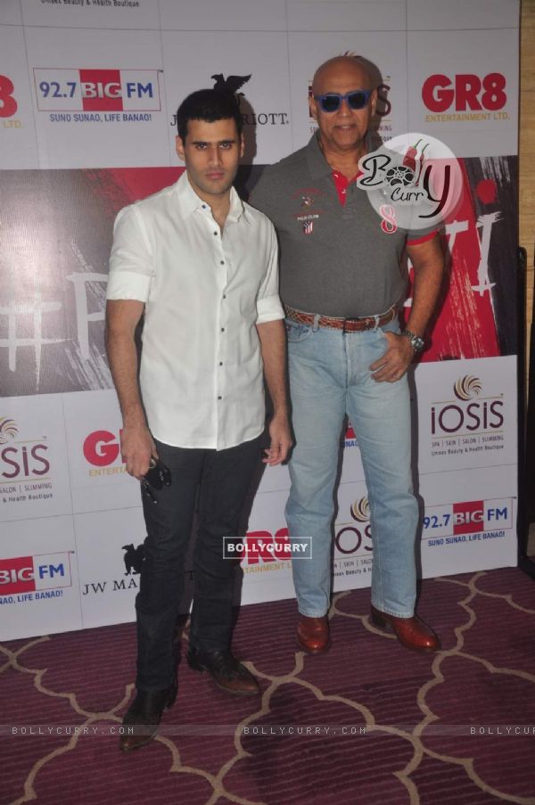 Puneet Issar poses for the media at GR8 Beti Bash