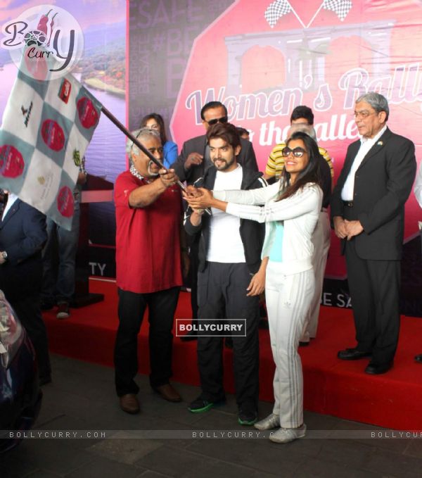 Gurmeet Choudhary and Mugdha Godse flags off the Women's Car Rally