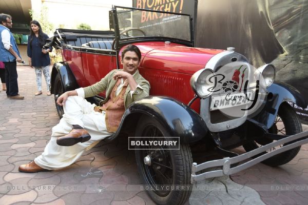 Sushant Singh Rajput poses for the media at the Second Trailer Launch of Detective Byomkesh Bakshy! (358504)