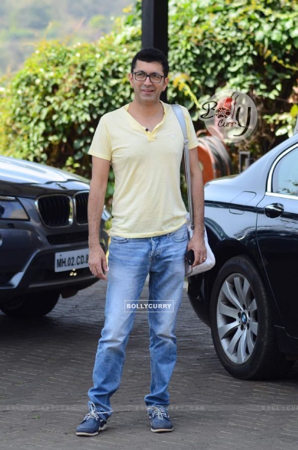 Kunal Kohli at Aamir Khan's 50th Birthday Bash in Lonavla
