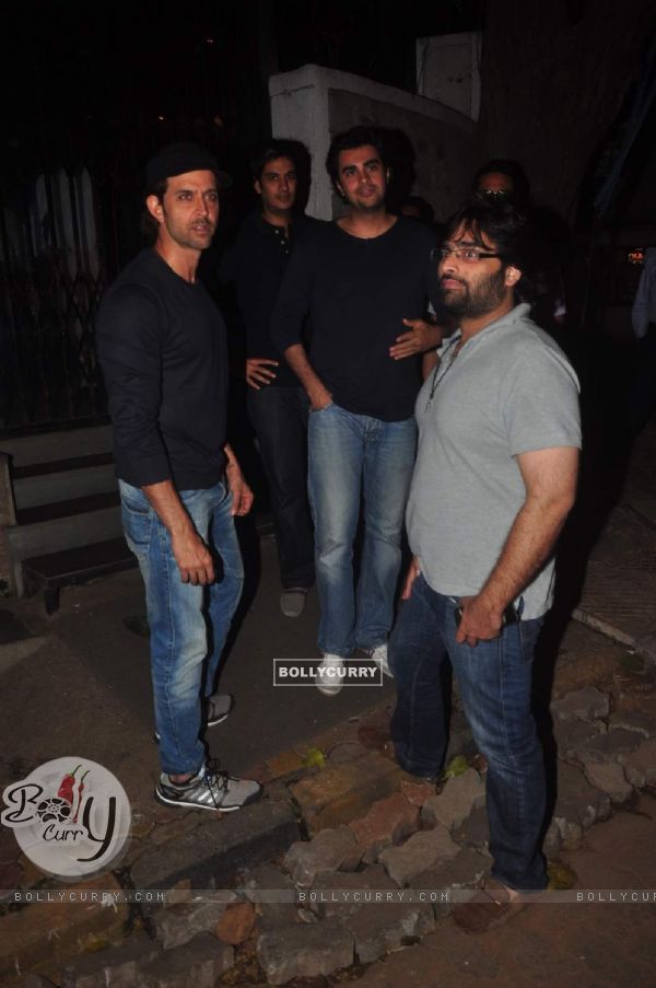 Hrithik Roshan snapped with Friends at Nido