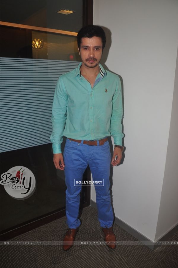 Darshan Kumar poses for the media at the Media Interactions for the Success of NH10 (359127)