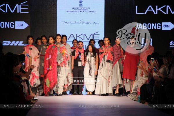 Mayanka Anand and Shraddha Nigam's show at the Lakme Fashion Week 2015 Day 2
