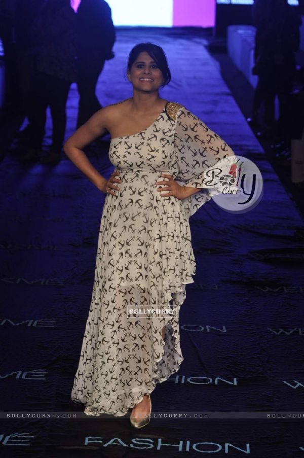 Sai Tamhankar walks the ramp at Lakme Fashion Week 2015 Day 3