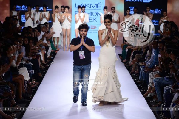 SS Surya's Show at Lakme Fashion Week 2015 Day 4