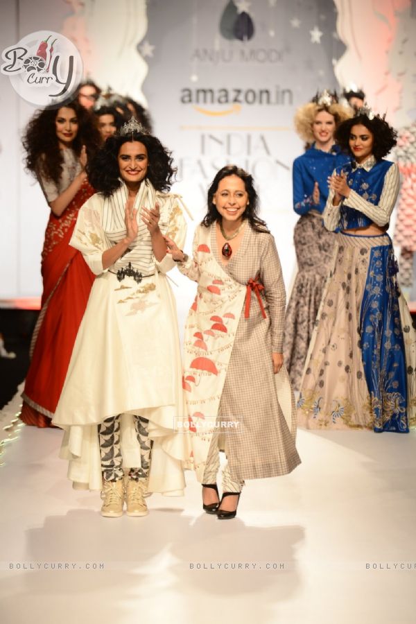 Anju Modi Show at Amazon India Fashion Week 2015 Day 1