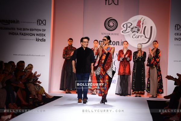 Sonam Dubal Show at Amazon India Fashion Week 2015 Day 4