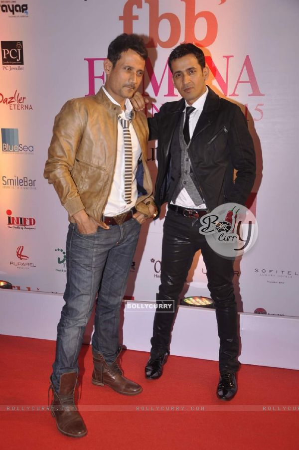 Meet Brothers pose for the media at Femina Miss India Finals Red Carpet