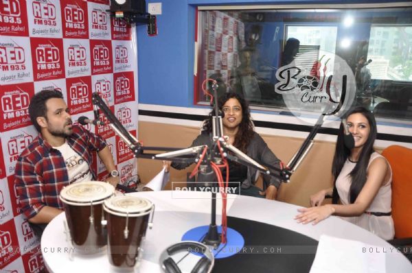 Team of Mr. X at Red FM Studio for the Promotions (360608)