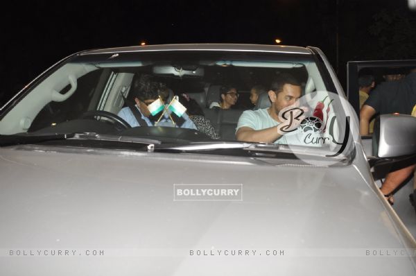Aamir Khan was snapped with his family at a dinner outing in the City