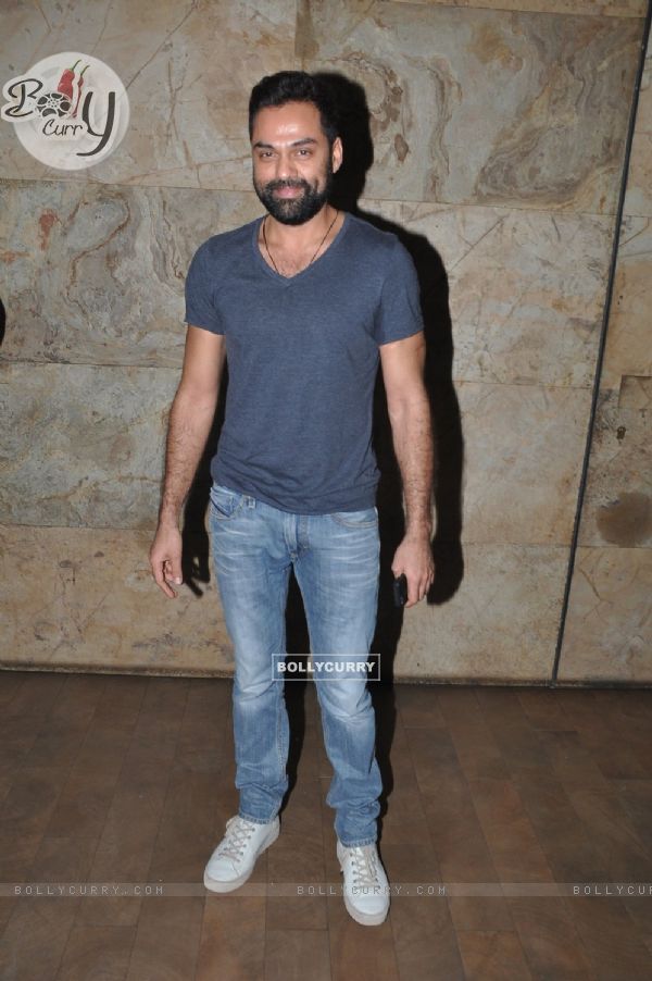 Abhay Deol poses for the media at the Special Screening of Detective Byomkesh Bakshy! at Light Box (360863)