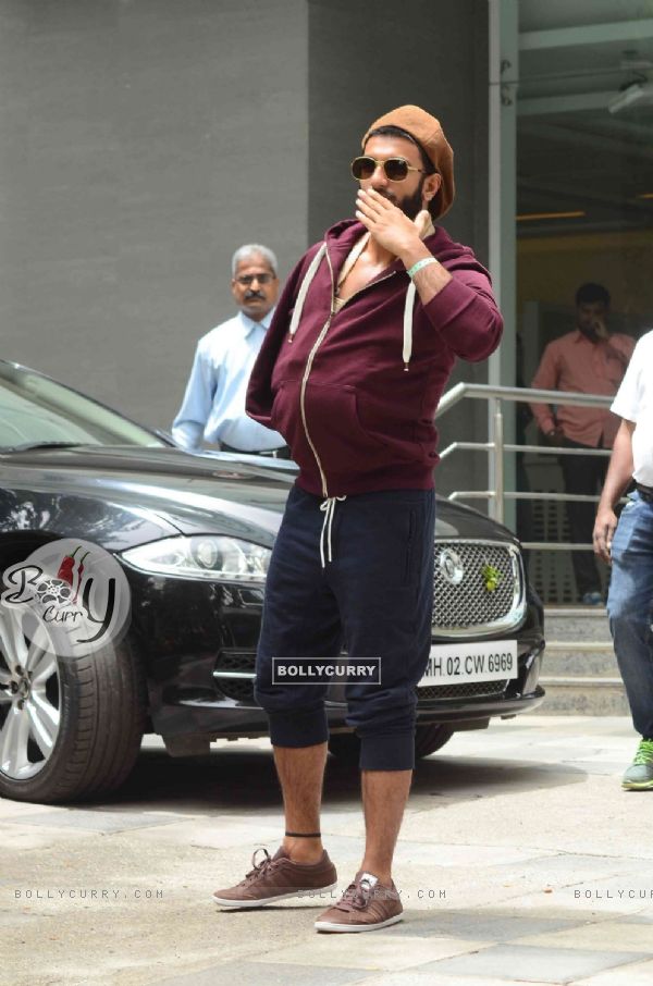 Ranveer Singh giving flying kiss to his fans during his discharge from the hospital