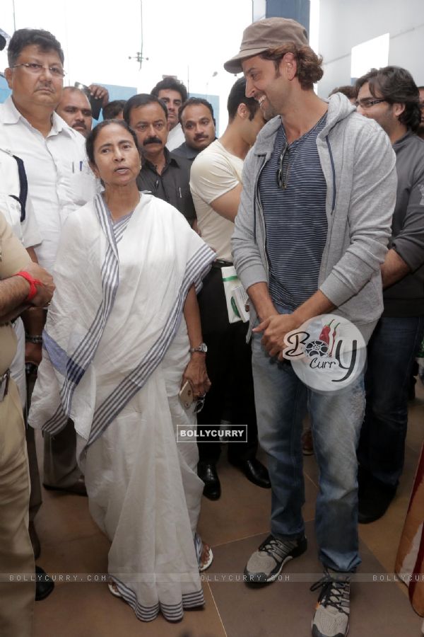 Hrithik Roshan with Mamata Banerjee at Kolkatta