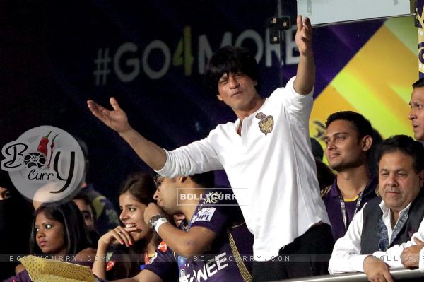 Shah Rukh Khan poses for the camera at the 1st Match of KKR