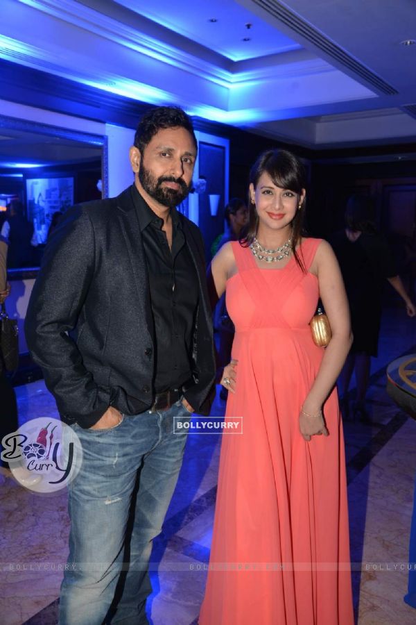 Parvin Dabas and Preeti Jhangiani poses at a Show by Anmol Jewellers