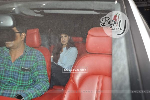 Katrina snapped while leaving a Family Dinner with Kapoors