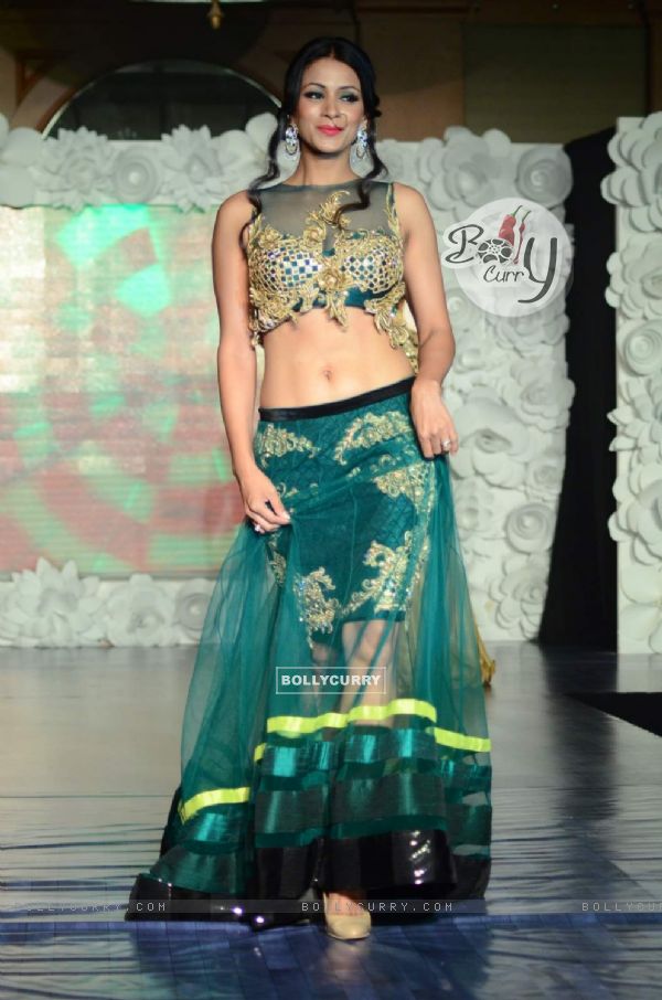 Barkha Bisht at The Beti Fashion Show 2015