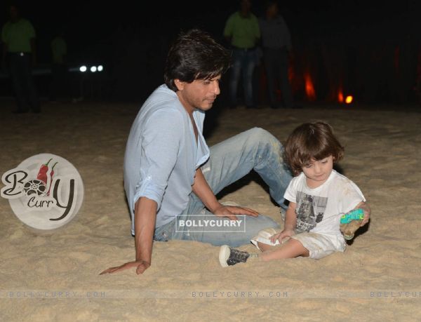ShahRukh Khan Snapped With His cute Son AbRam at Planet Hollywod Resort,Goa