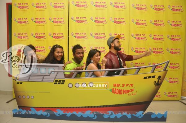 Ranveer Singh Promoting Dil Dhadakne Do at Radio Mirchi Studio