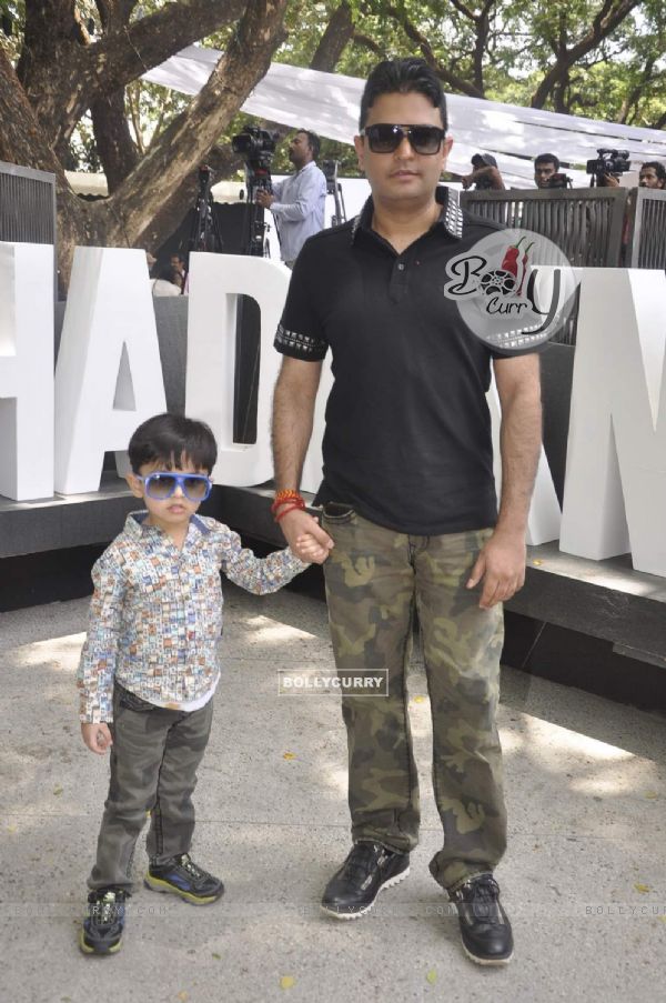 Bhushan Kumar poses with his Son at the Music Launch of Dil Dhadakne Do (363985)