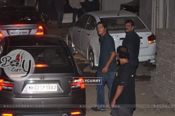 Chunky Pandey Visits Salman at his Residence