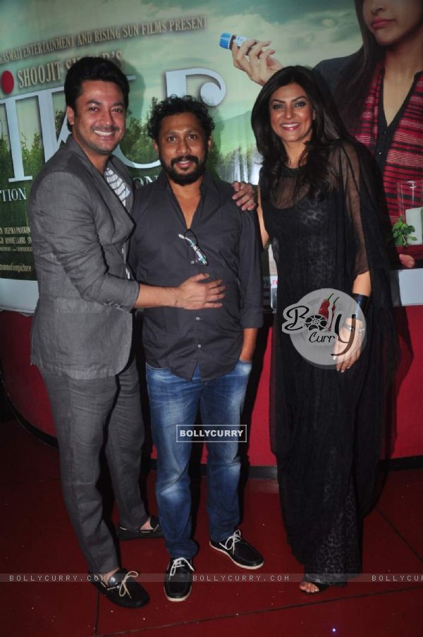 Shoojit Sircar, Jisshu Sengupta and Sushmita at Premiere of Nirbaak