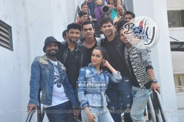 ABCD 2 Team on Nach Baliye 7 for Promotions (365305)