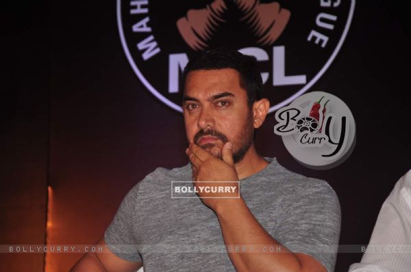 Aamir With His Serious look At Inauguration Ceremony Of Maharashtra Chess League
