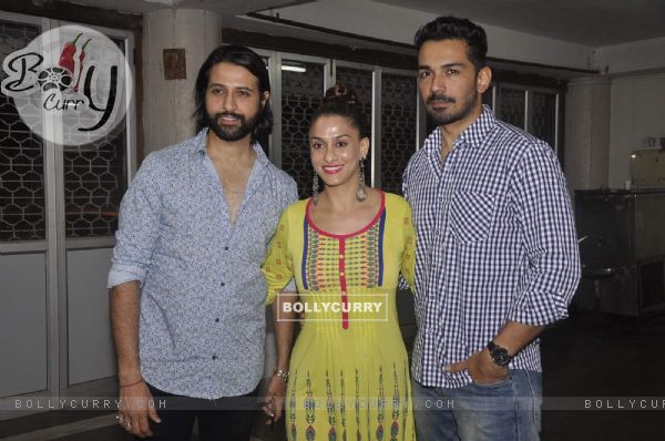 Apurva Agnihotri, Shilpa Sakhlani and Abhinav Shukla at Munisha Khatwani's Debut Play