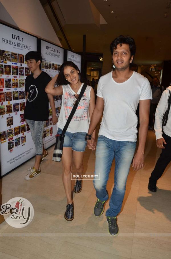 Riteish Deshmukh along with Genelia snapped while on a Shopping Spree in Malaysia