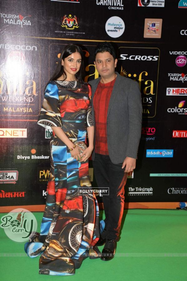 Bhushan Kumar poses with wife Divya Khosla at IIFA 2015 Day 2