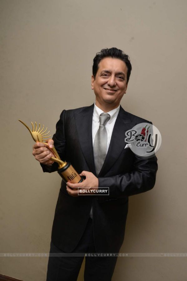 Sajid Nadiadwala With IIFA Trophy- Backstage of IIFA Awards