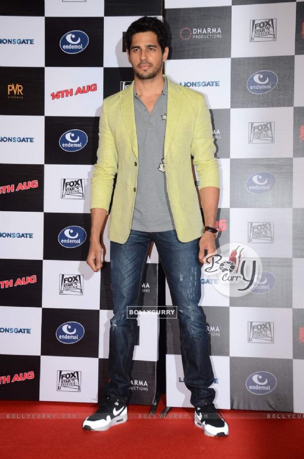 Sidharth Malhotra at Trailer Launch of Brothers (367567)